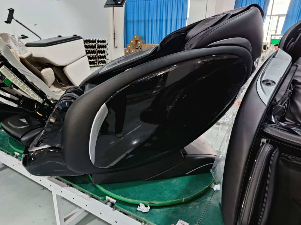 Massage chair in gloss black